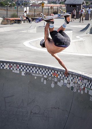 Hand plant - reverse angle shot